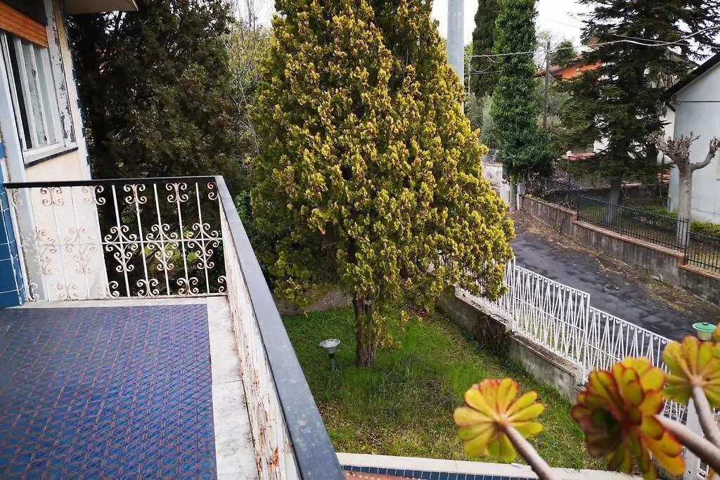 Vakantiehuis La Villa Di Flora Singola Monterosso Etneo Fleri Italië