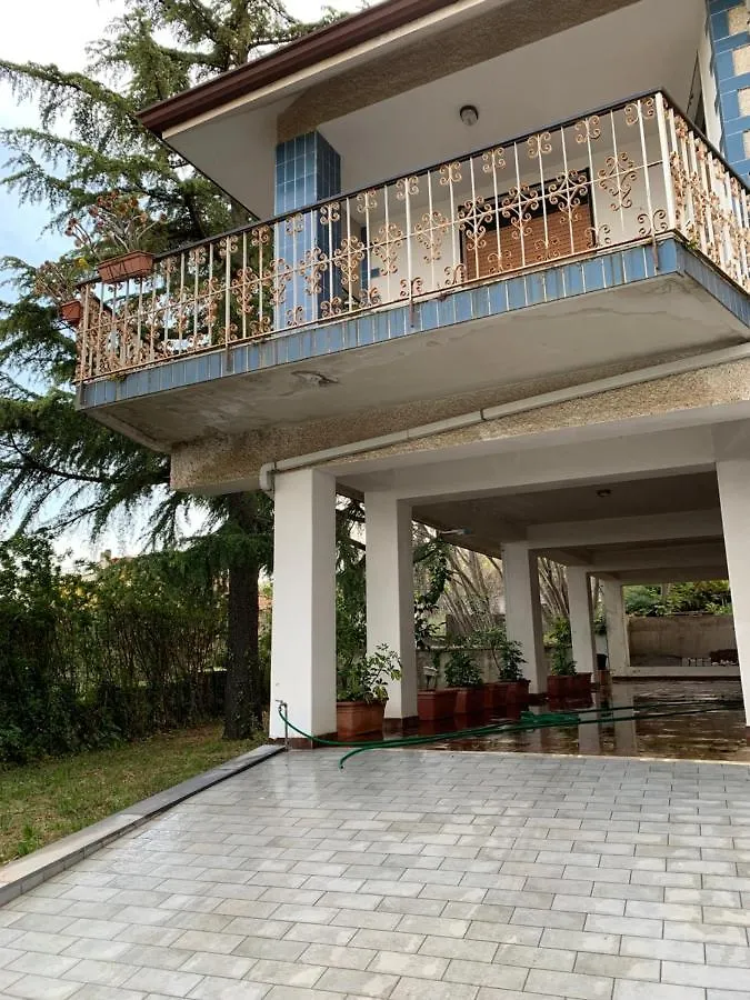 La Villa Di Flora Singola Monterosso Etneo Fleri