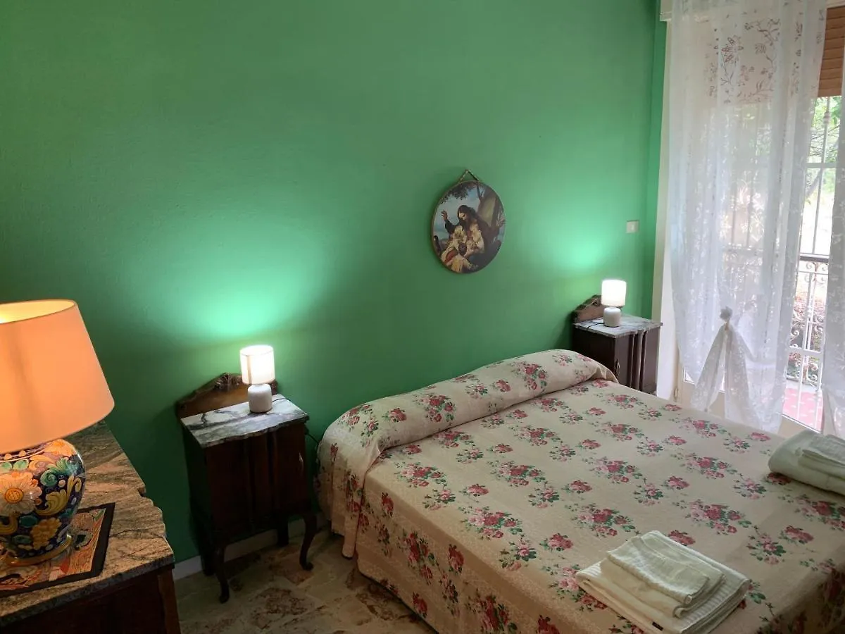 La Villa Di Flora Singola Monterosso Etneo Fleri