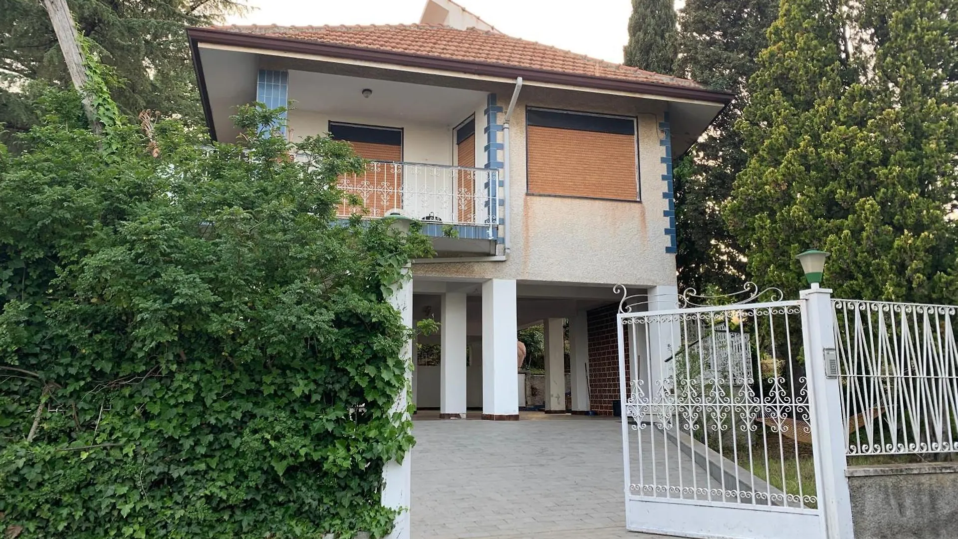 La Villa Di Flora Singola Monterosso Etneo Fleri